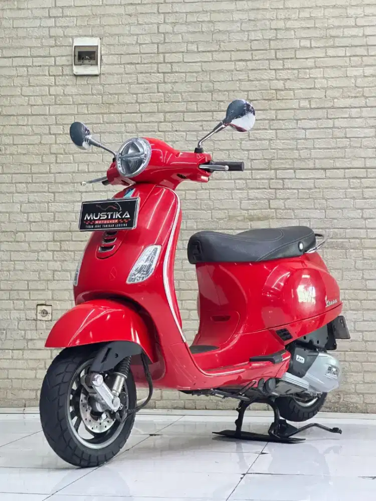 TERMURAH‼️Vespa LX 125 2022 Red Favorite - Dava mustika