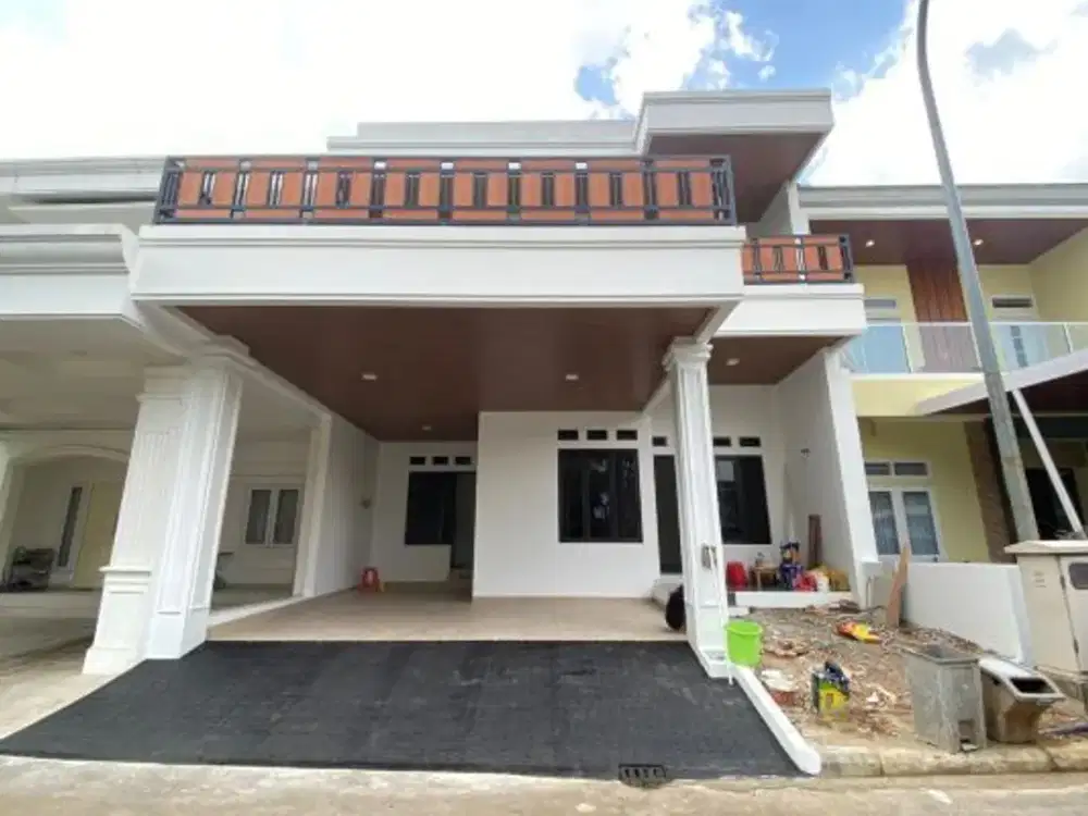 Dijual/Disewa Rumah Grand Wisata Spring Fiesta 2 Lantai, View Taman Luas 270M2, Kamar 4+1, SHM, bisa KPR, Berhadapan Sekolah Al-Azhar dan Ipeka