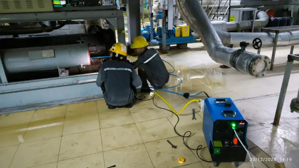 Mesin rotatool pembersih pipa kondensor chiller