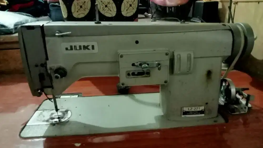 Mesin Bordir Juki LZ-271