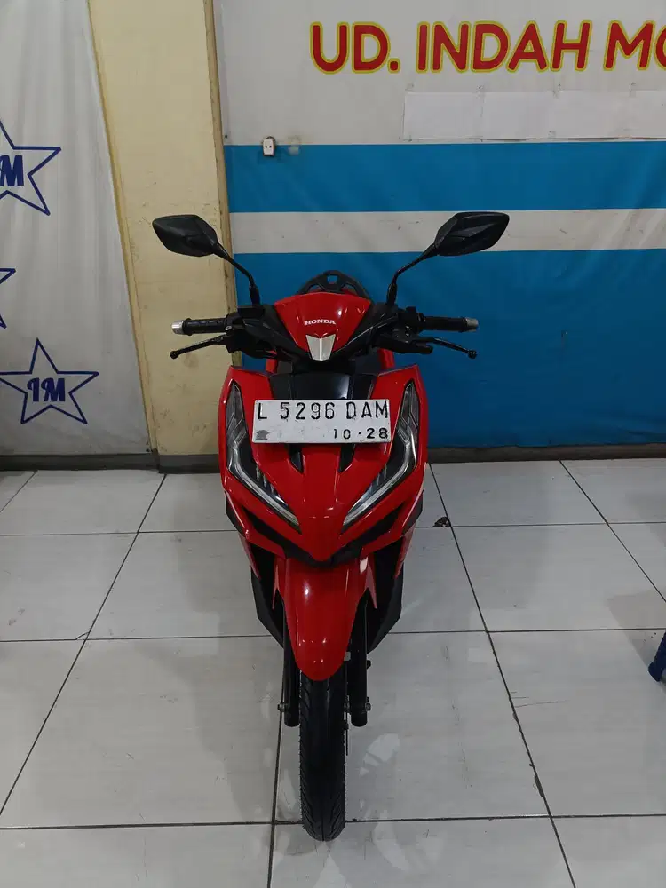 Masih ready HONDA VARIO ESP CBS SPORTY FI ECO 125 2023 bisa kredit