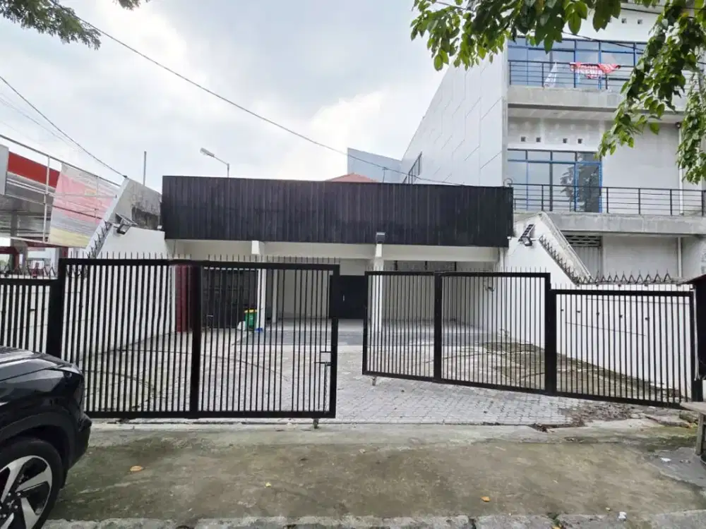 Disewakan Rumah Usaha di Raya Nginden