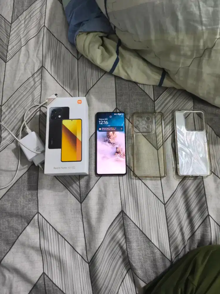 Xiaomi redmi note 13 5g warna hitam