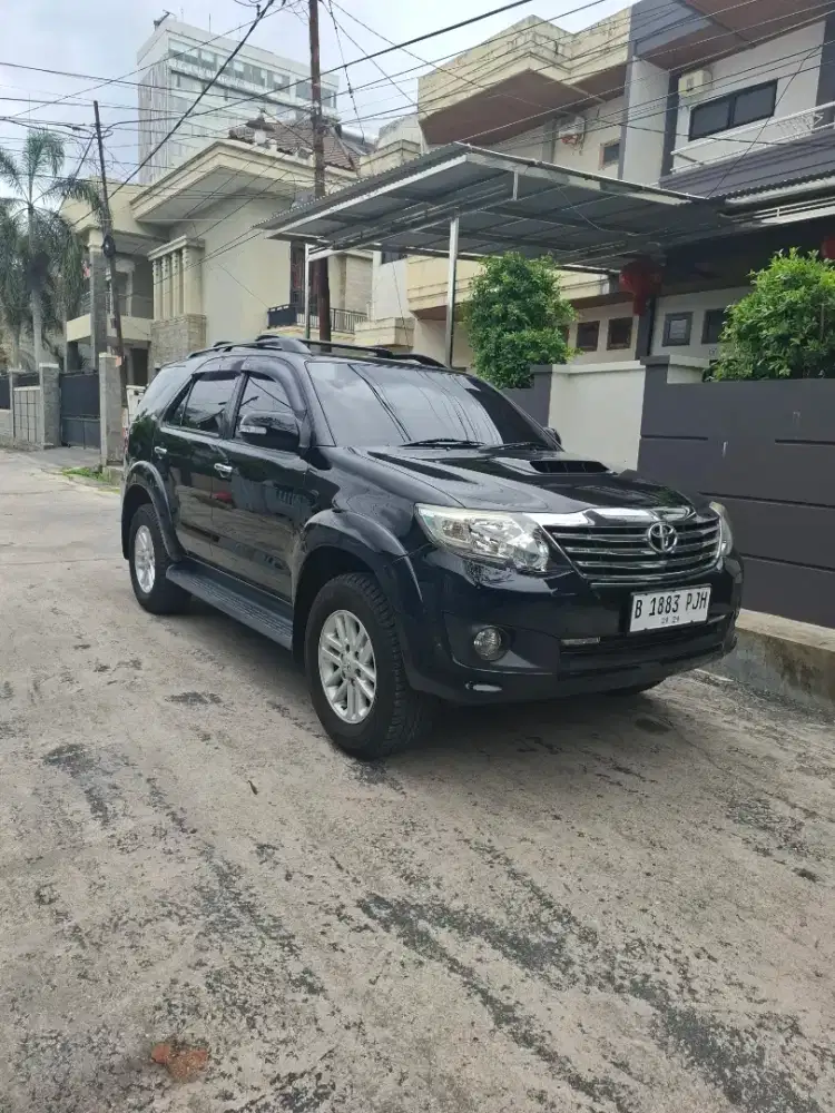 Fortuner G vnt metic diesel thn 2014