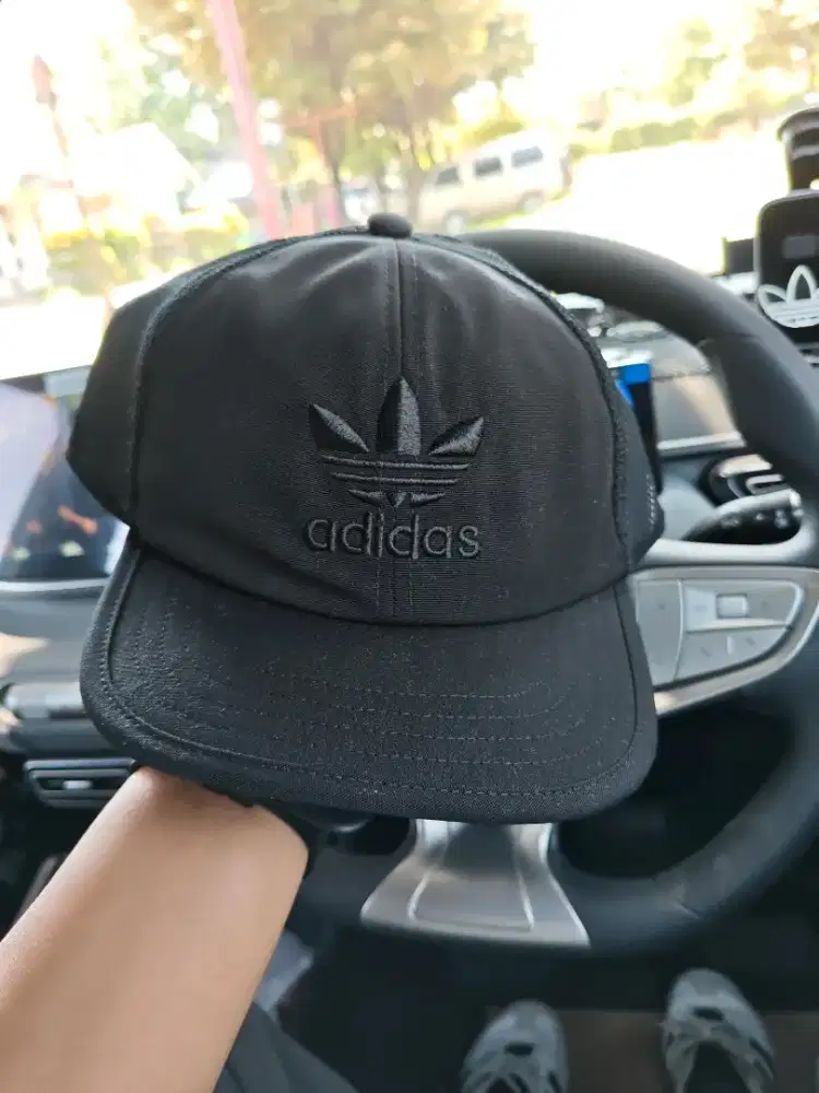 TOPI TRUCKER ADIDAS ORIGINAL 100% HITAM BNWT