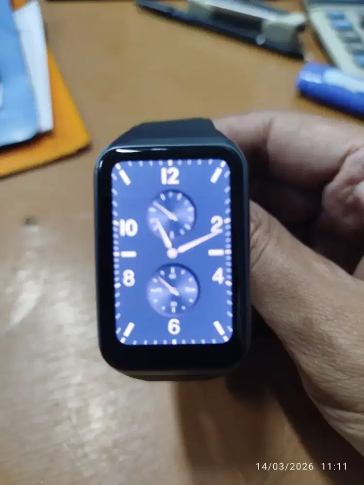 Jam tangan smartwatch Oppo Band 2