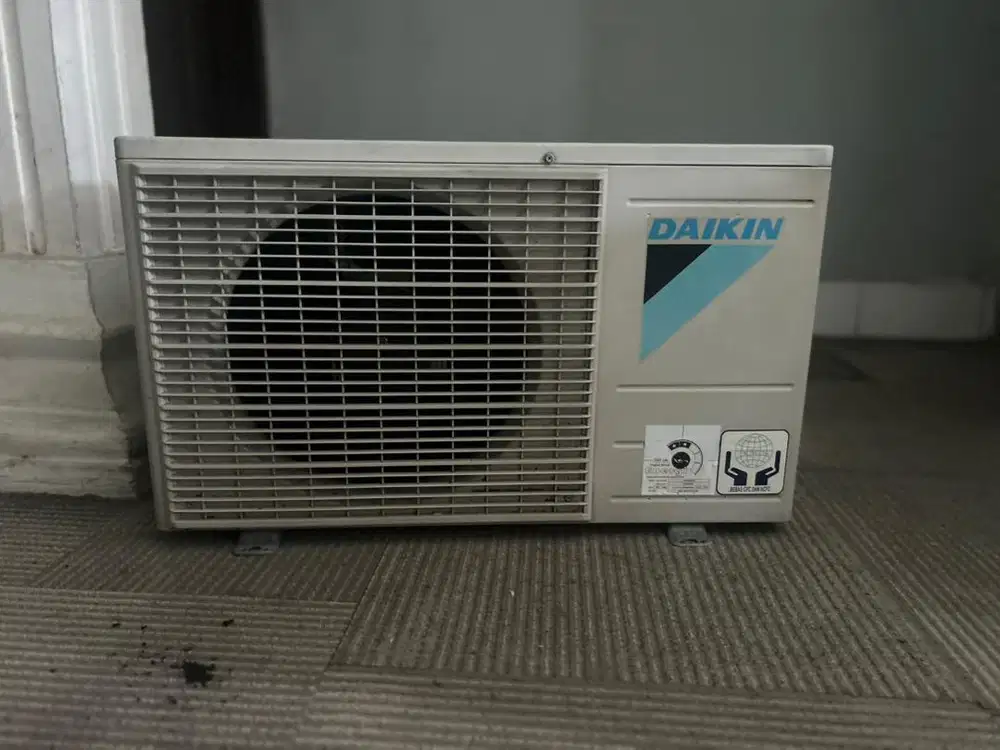Ac daikin thailand 1 PK