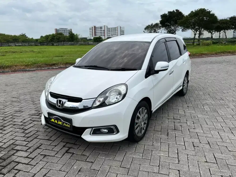 HONDA MOBILIO PRESTIGE TAHUN 2014 

TRAMSMISI AUTOMATIC
PMK  2015