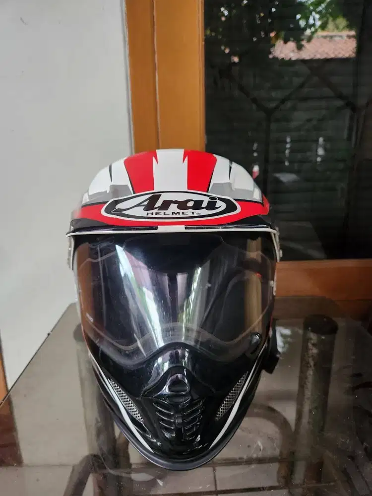 Arai Tour Cross 3