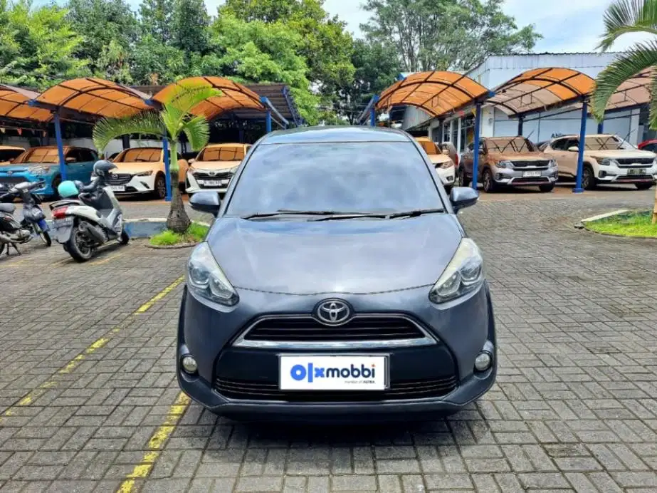 LOW DP Toyota Sienta 1.5 V Bensin-AT 2016 AFB