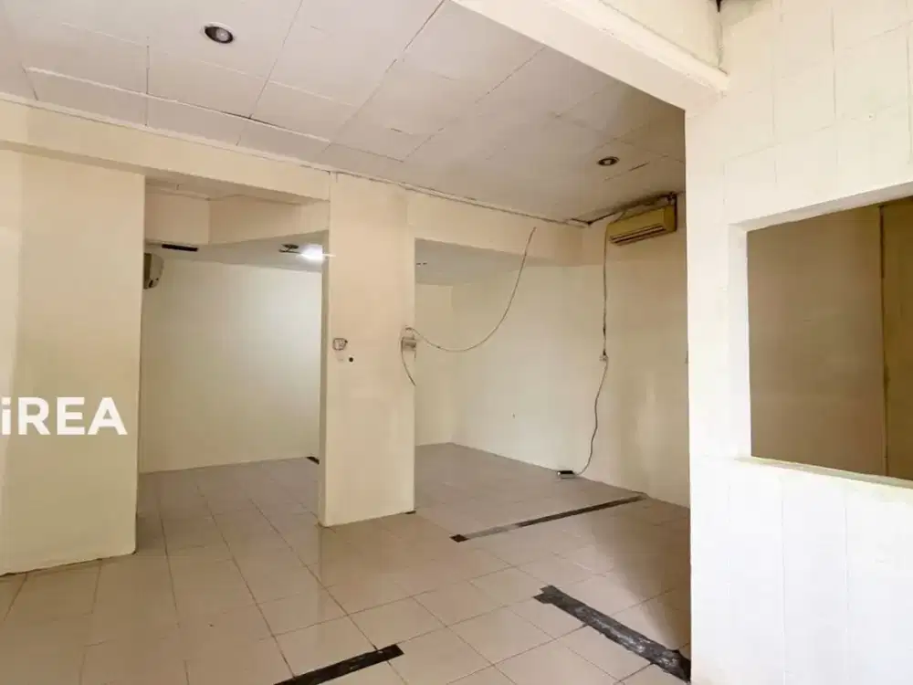 RUANG USAHA DISEWAKAN DI SOLO DEKAT PASAR KEMBANG