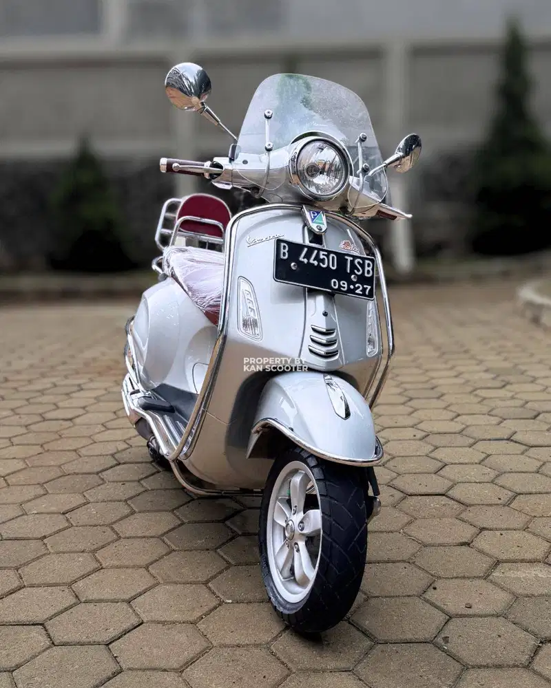 JUAL MURAH VESPA PRIMAVERA 150 IGET 2017 MULUS