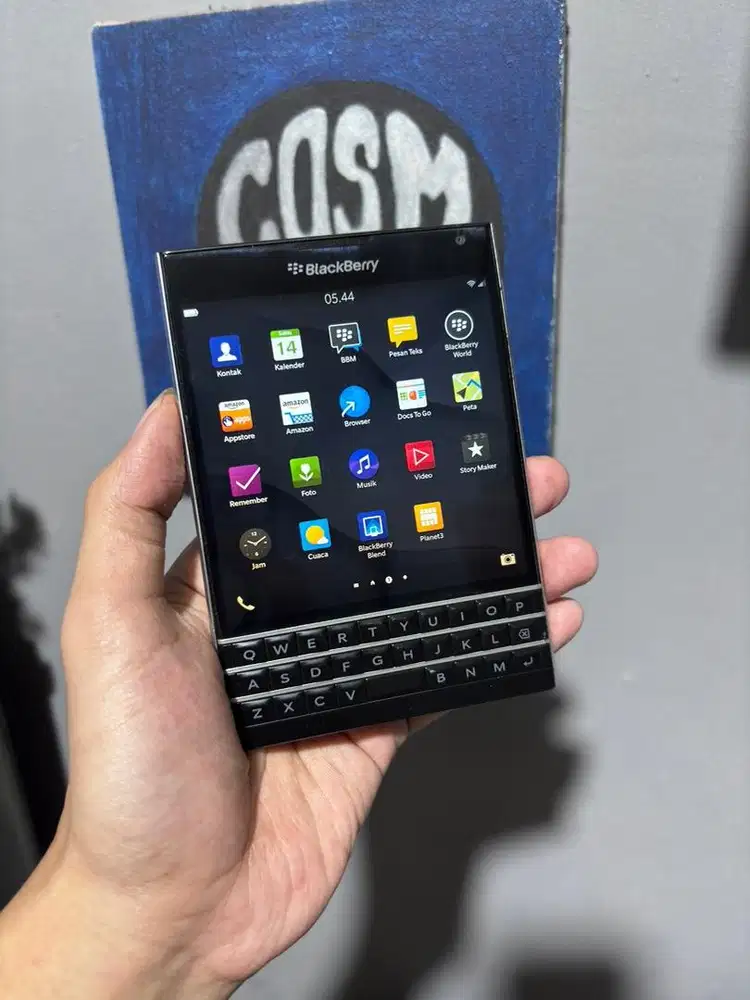 Blackberry passport koleksi nominus