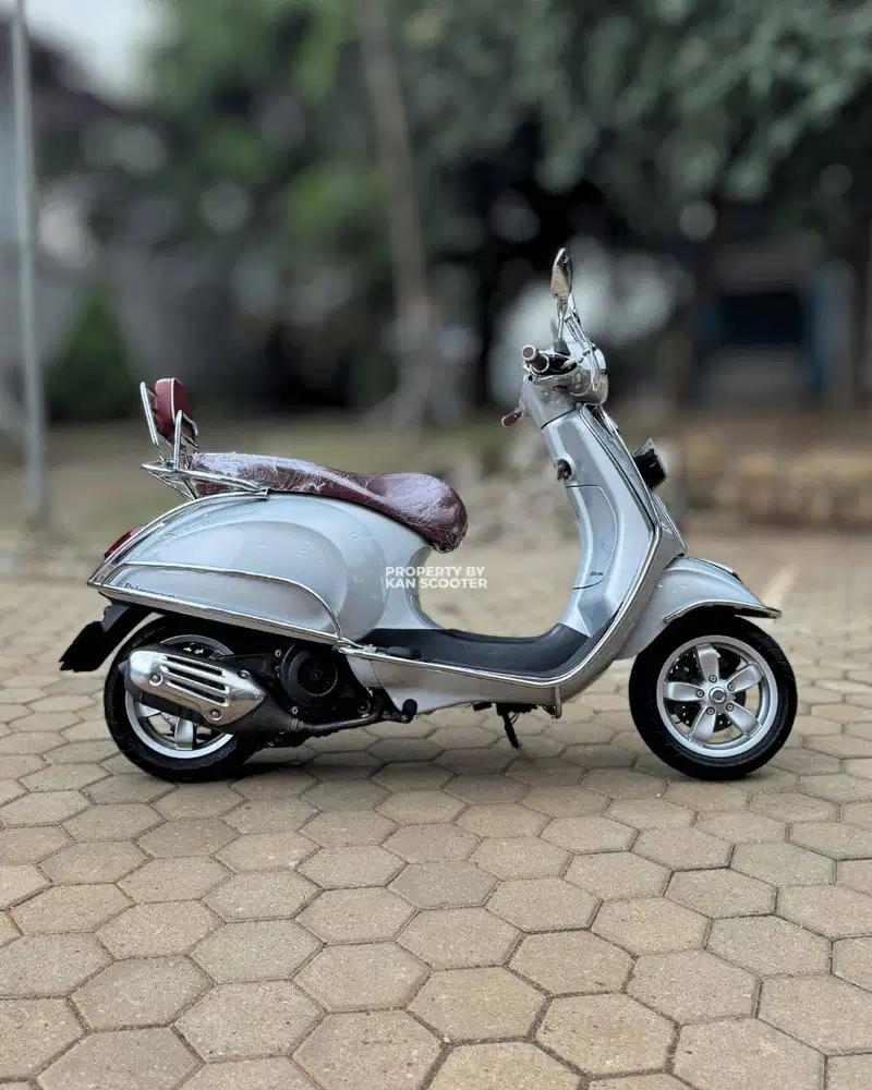 VESPA PRIMAVERA 150 IGET 2017 BERGARANSI