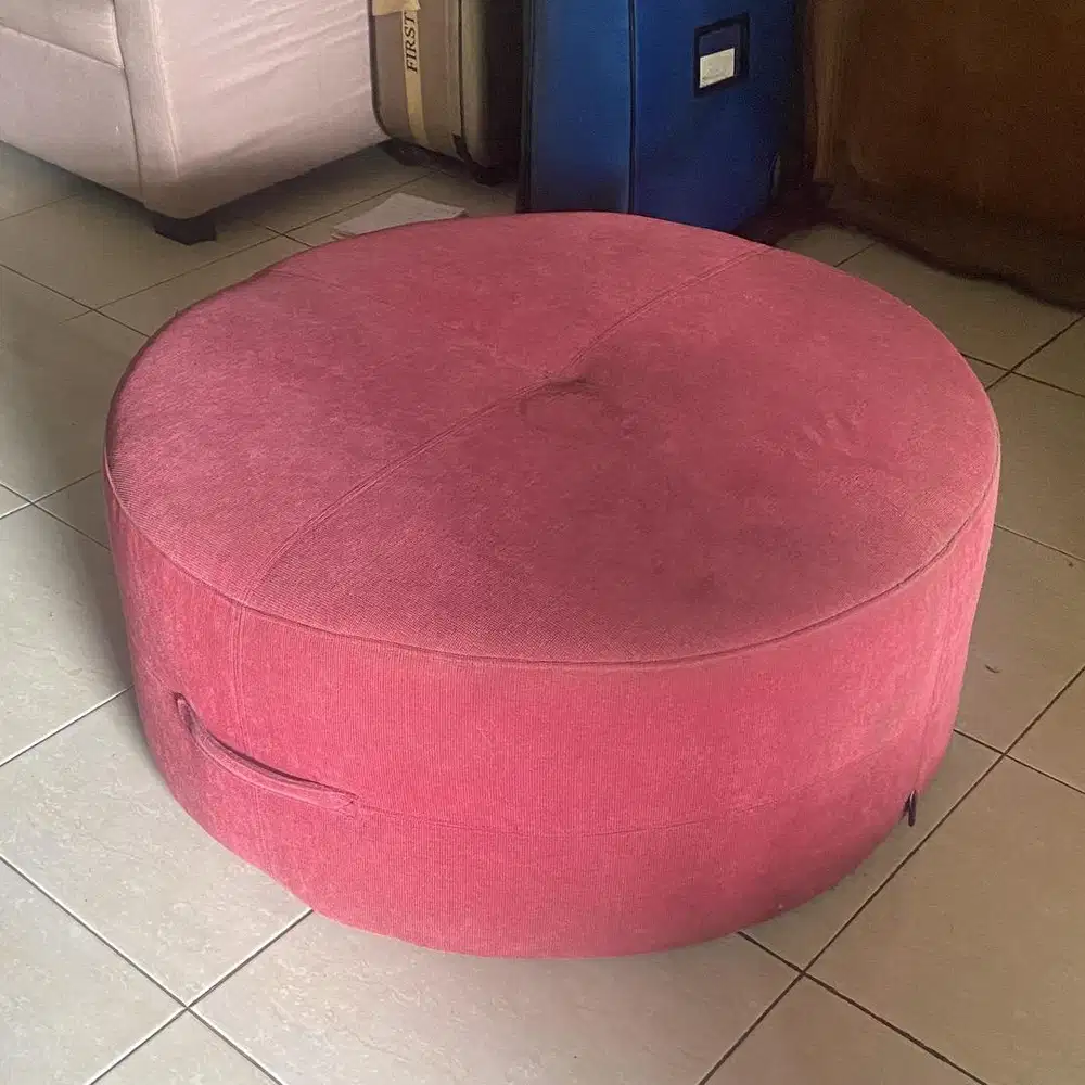 Ottoman / Kursi Duduk Bulat FERRARA – Empuk & Minimalis