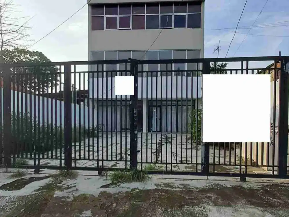 Disewakan ruko 3 lantai pinggir jalan raya narogong rawalumbu