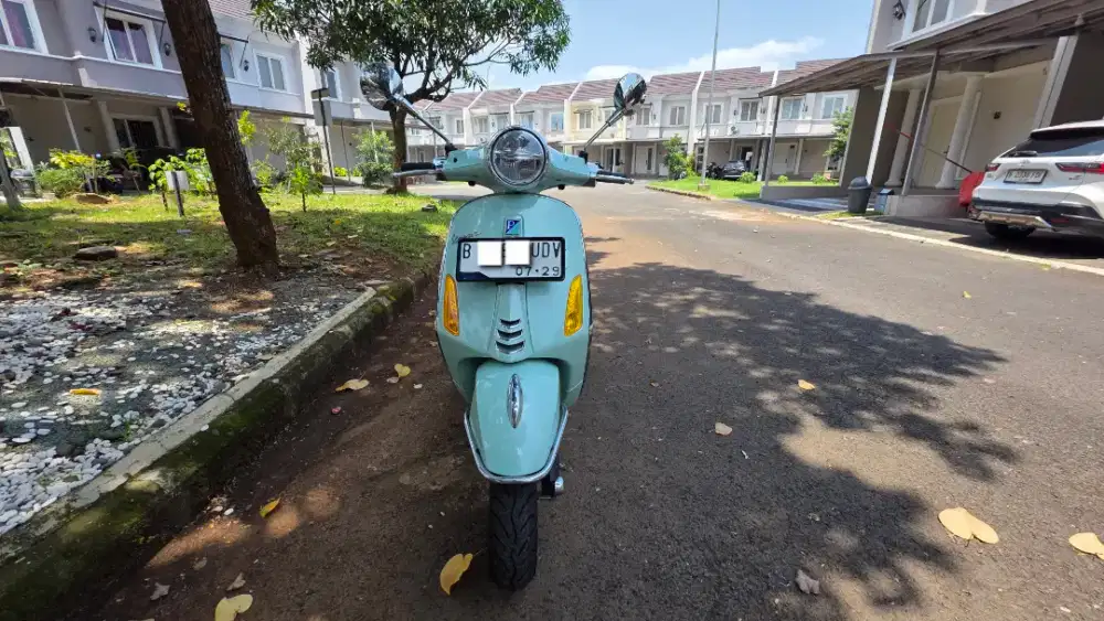 Vespa Primavera KM 560