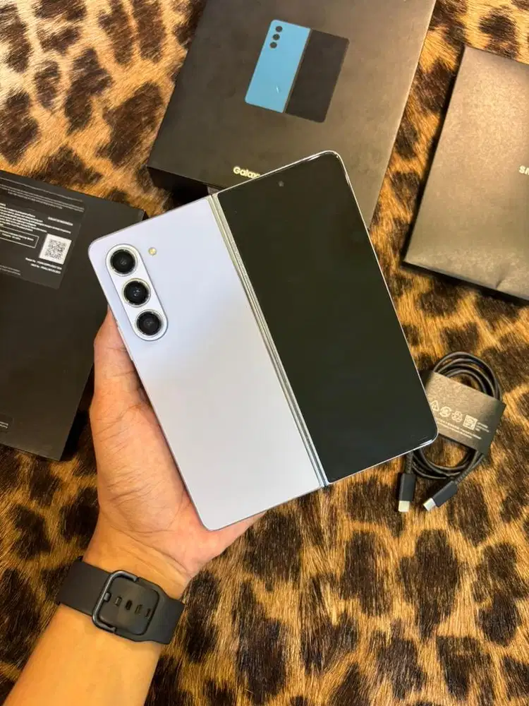 Galaxy Z Fold5 12/1TB Resmi (Blue)