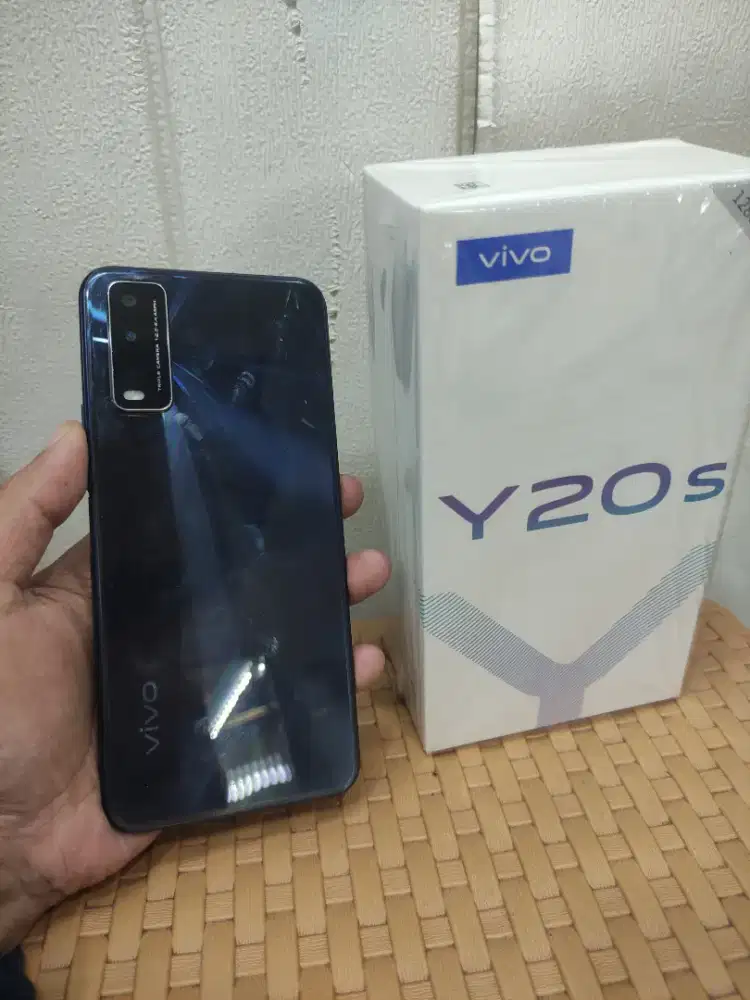Vivo y20s 8/128gb