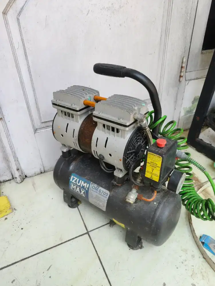 izumi kompresor angin