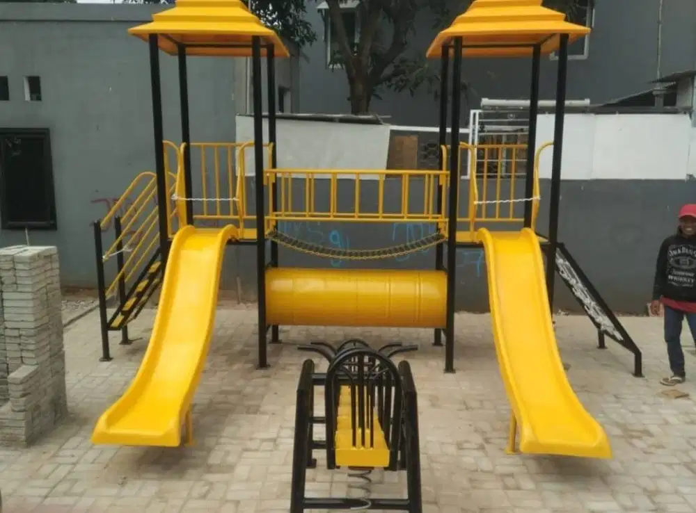 Jual playground outdoor -mainan anak di taman sekolah/perumahan