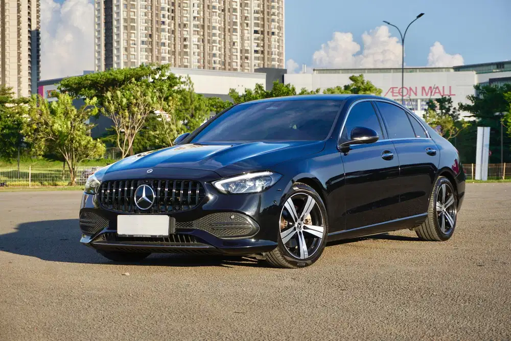 HOT ITEMS ! IRIT ! Mercedes Benz C200 W206 EQ Boost Avantgarde 2022