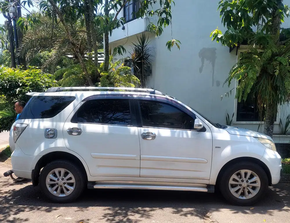 Daihatsu Terios TX AT 2012 Bensin