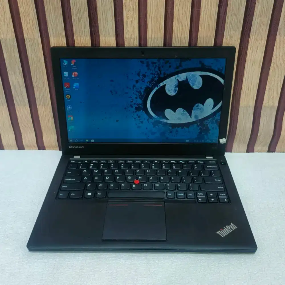 Lenovo thinkpad X240 core.i7 Ram8GB/ssd512GB bogor