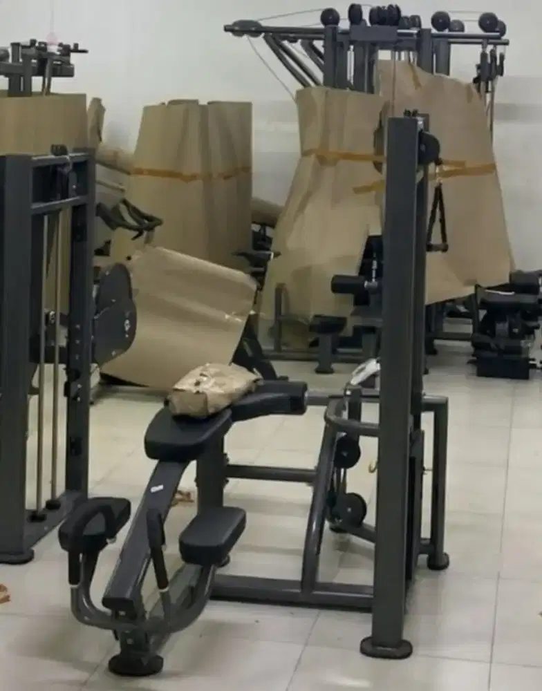 alat alat gym lengkap full utk 1 gym