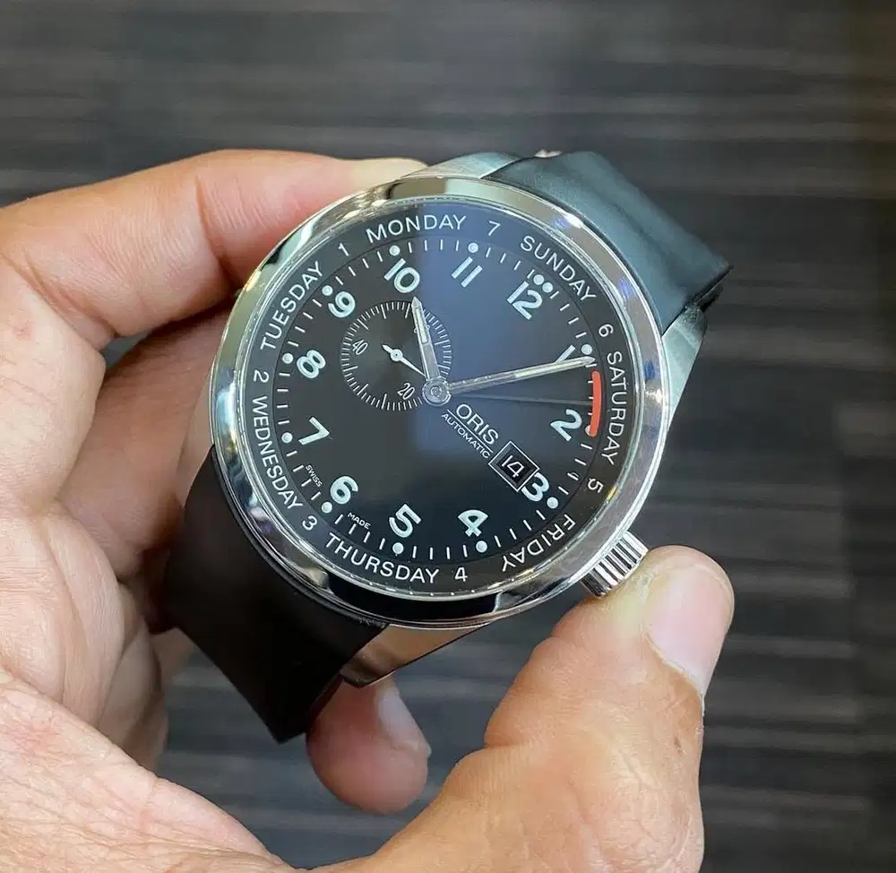 Oris XXL Pointer Date 7529 Automatic 44mm