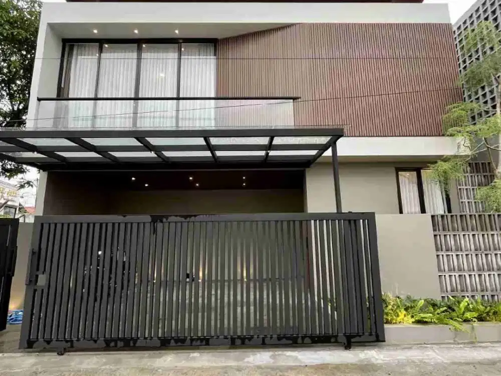 Rumah Baru Konsep Villa Dengan Private Pool Full Furnished Di Maguwoharjo Dekat Jogjabay, Kampus SADHAR, UNRIYO