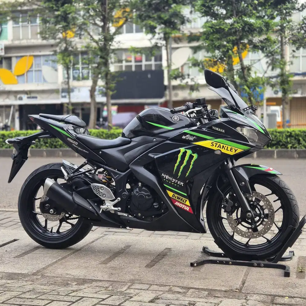 KM LOW! YAMAHA R25 V1 2015 HITAM PAJAK PANJANG SUPER GRESS