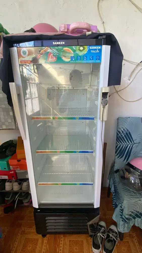 kulkas showcase Sanken type SRS-229