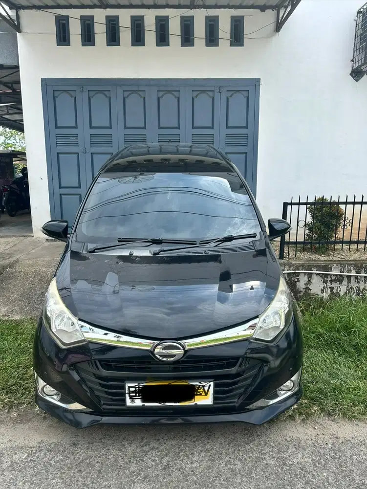 Mobil Sigra Tipe R Deluxe Tahun 2017