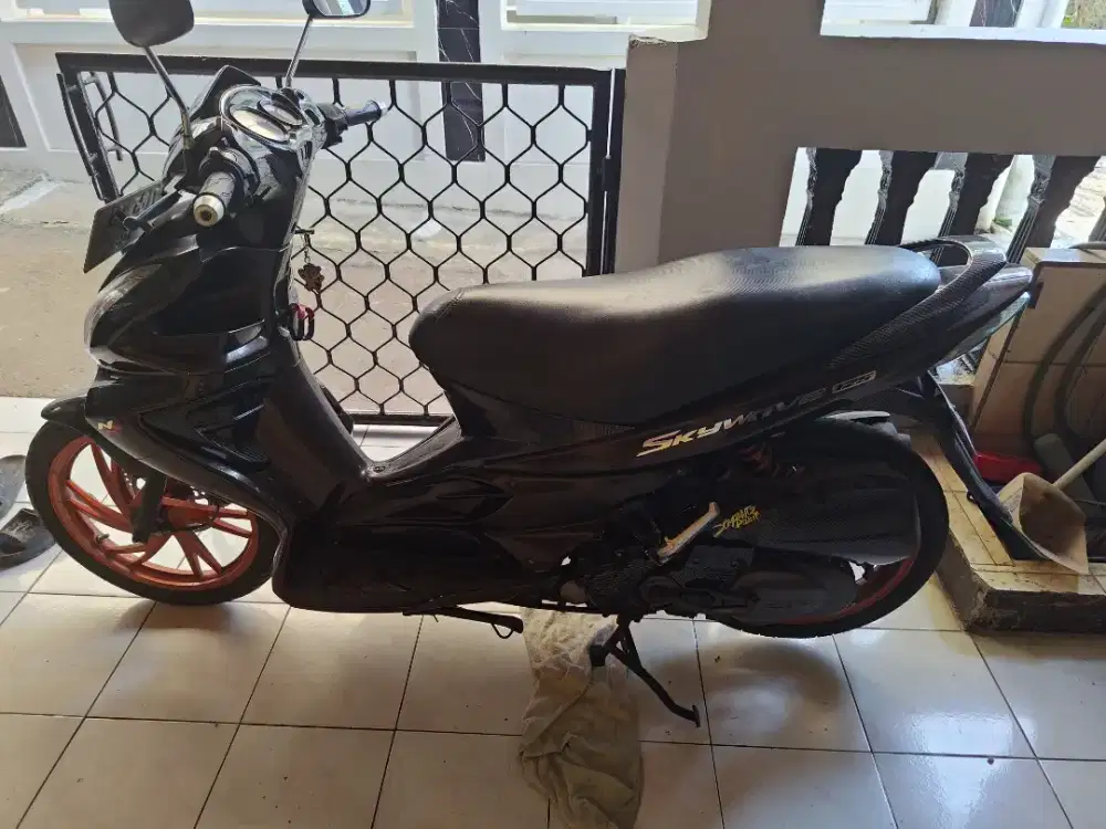 suzuki skywave 2010