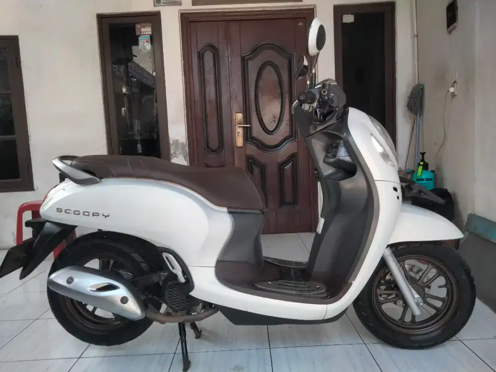 Honda Scoopy prestige keyles low km tahun 2023 siap pakai