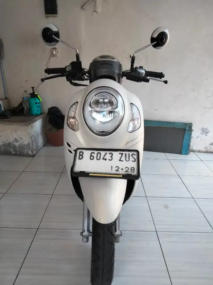 Honda Scoopy prestige keyles low km tahun 2023 siap pakai