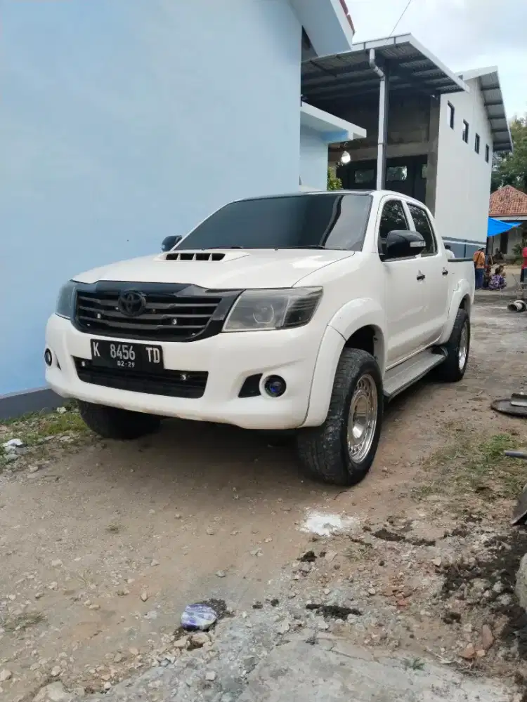 Toyota Hilux 2012 manual
