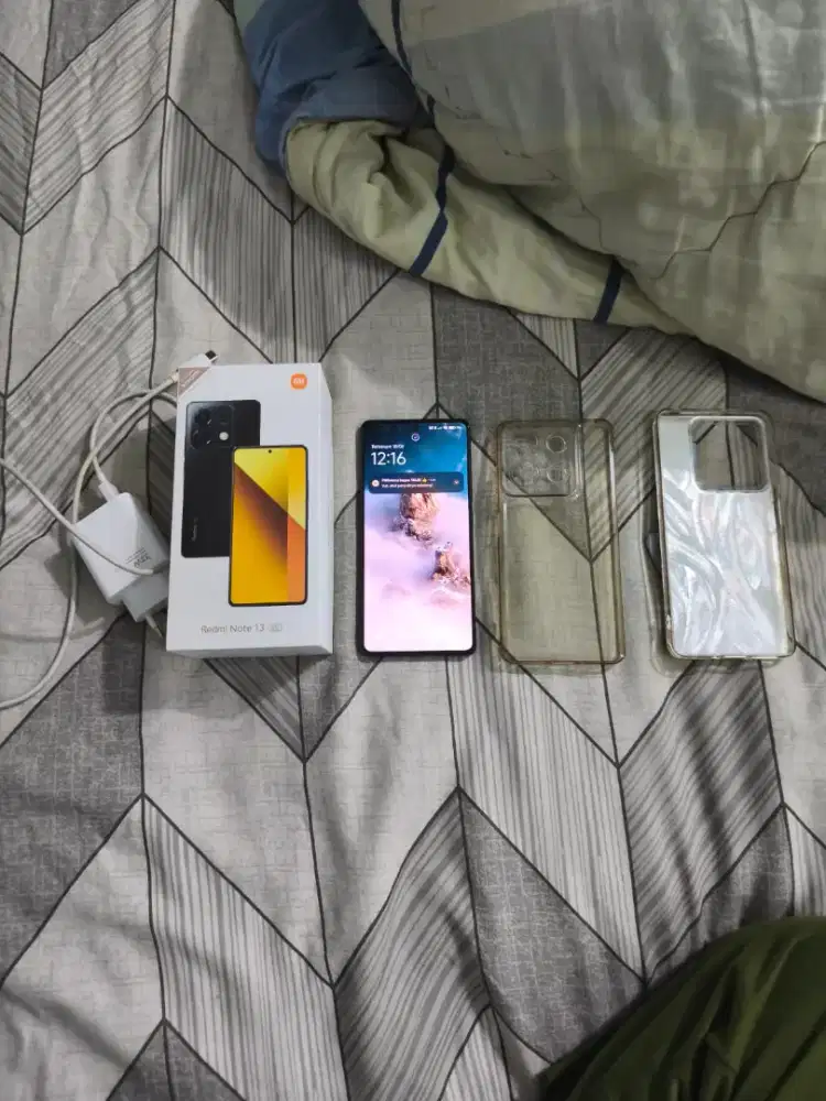 Xiaomi redmi note 13 5g hitam