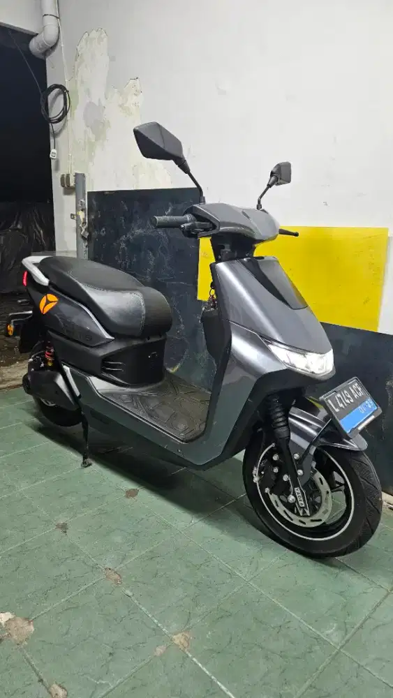 Motor listrik Yadea T9 mulus