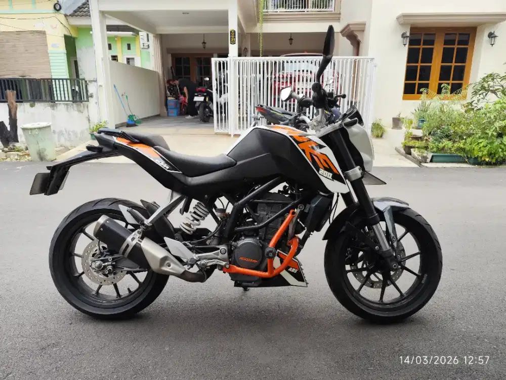 Dijual KTM Duke 200 NIK 2013 pembelian 2016