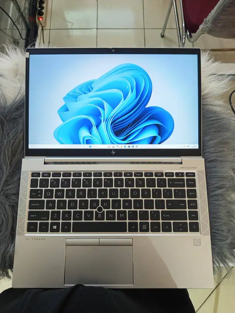 Laptop HP Elitebook 845 RYZEN 5 RAM 16GB SSD 256GB