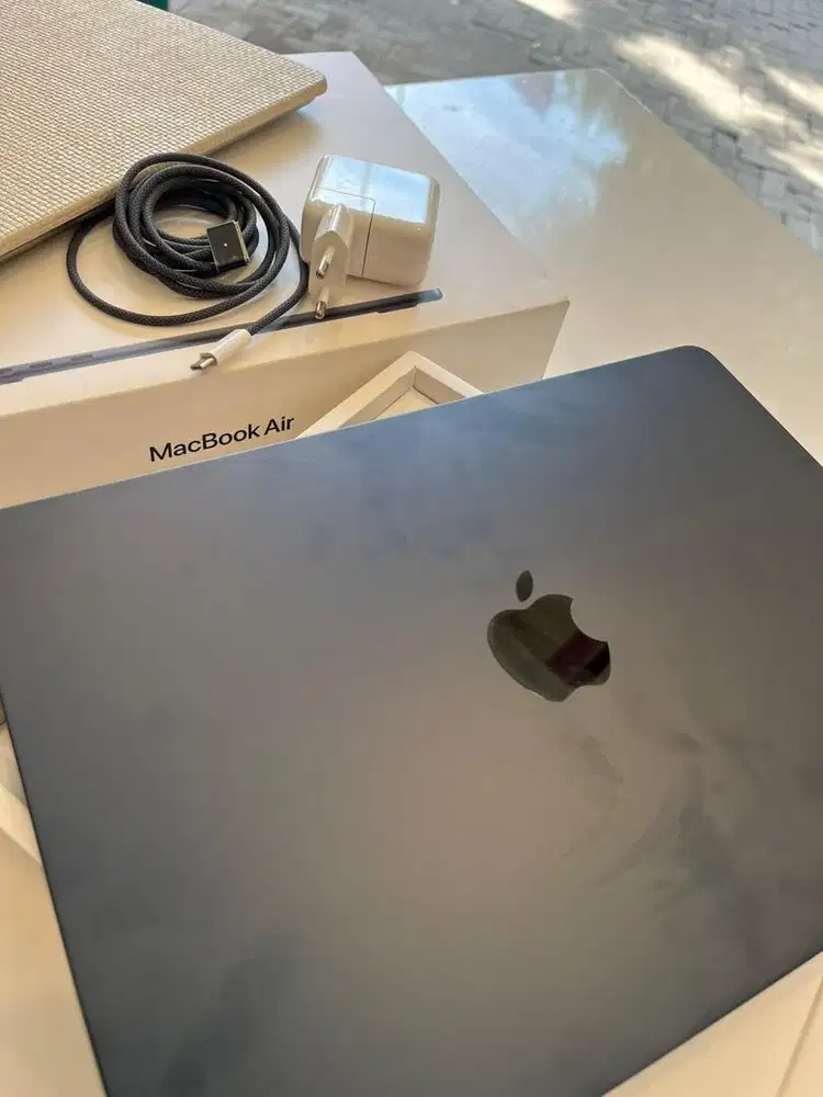 Macbook Air M2 Midnight Blue 2022 Ori IBox