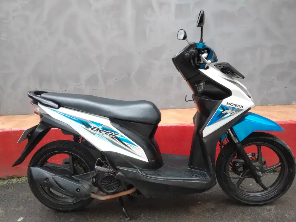 Honda Beat esp tahun 2015 siap pakai