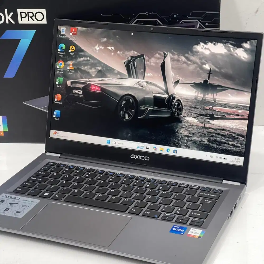 Di jual cepat Laptop Axioo MyBook Pro L7 core i7 ram 16gb ssd 2tb