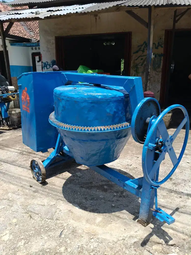 Jual Mesin Molen Beton Merk Trindo Mulus Siap Pakai