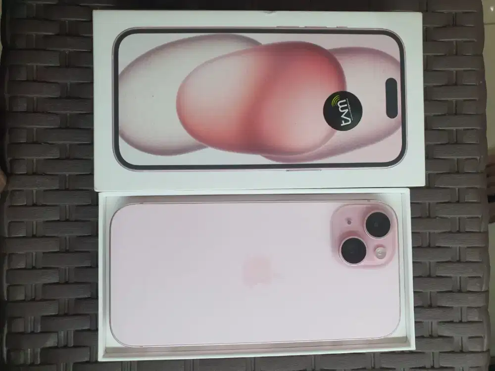 iPhone 15 128GB iBox Mulus Garansi ON