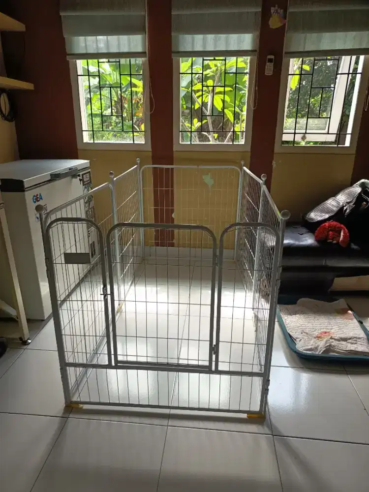 Kandang besi bongkar pasang