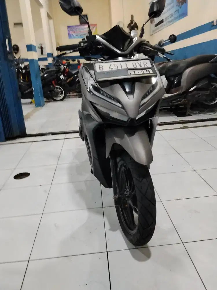 (JUAL CEPAT) Honda vario 150cc 2019 surat lengkap siap pakai