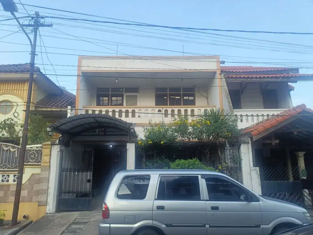 Rumah Daerah Jalan Ngagel Madya Surabaya